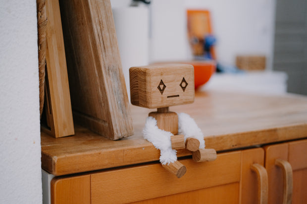 <h2>IKKI'S.<br/></h2>